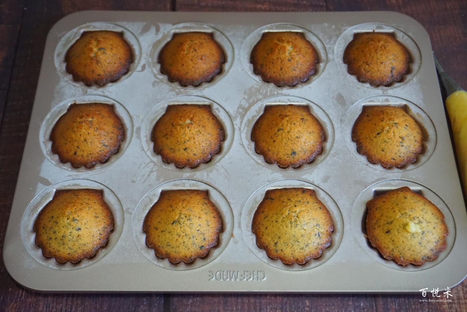法国最受欢迎的甜点，烘焙新手也能一次成功的伯爵红茶玛德琳蛋糕